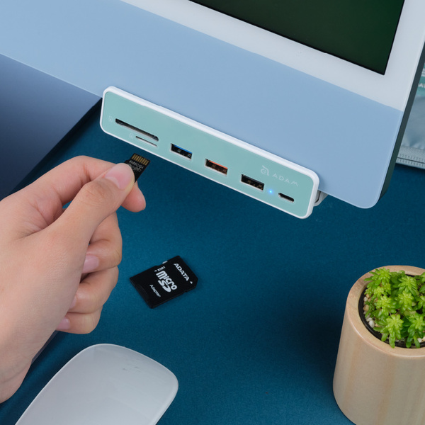 Adam aapadhubi7wh 10