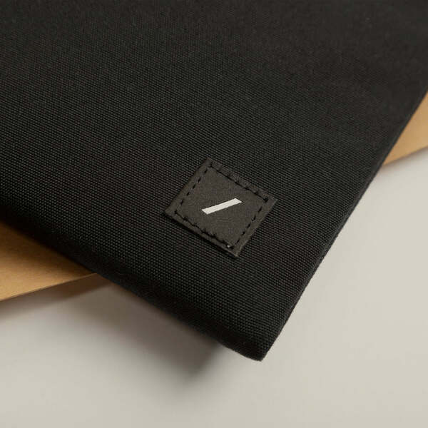 Native union wfa sleeve 13 black ls3