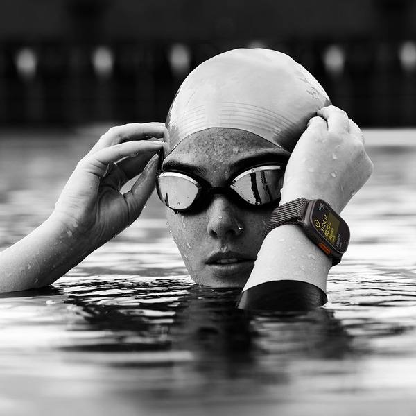 Apple watch ultra 2 49mm black titanium ocean band black 8