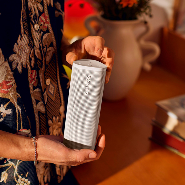 Sonos roam 2 white 06
